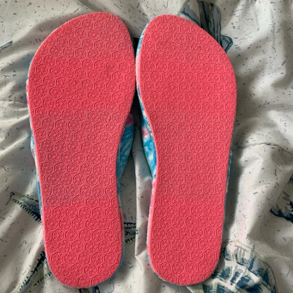 Lilly Pulitzer Pink and Blue Floral Slippers size 9/10 - Picture 2 of 2